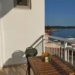 Arto Pefkari