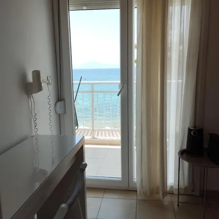 Arto Apartment *
