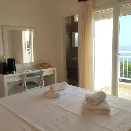Arto Apartment *